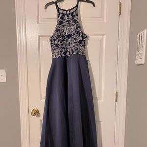 Long Navy blue prom dress